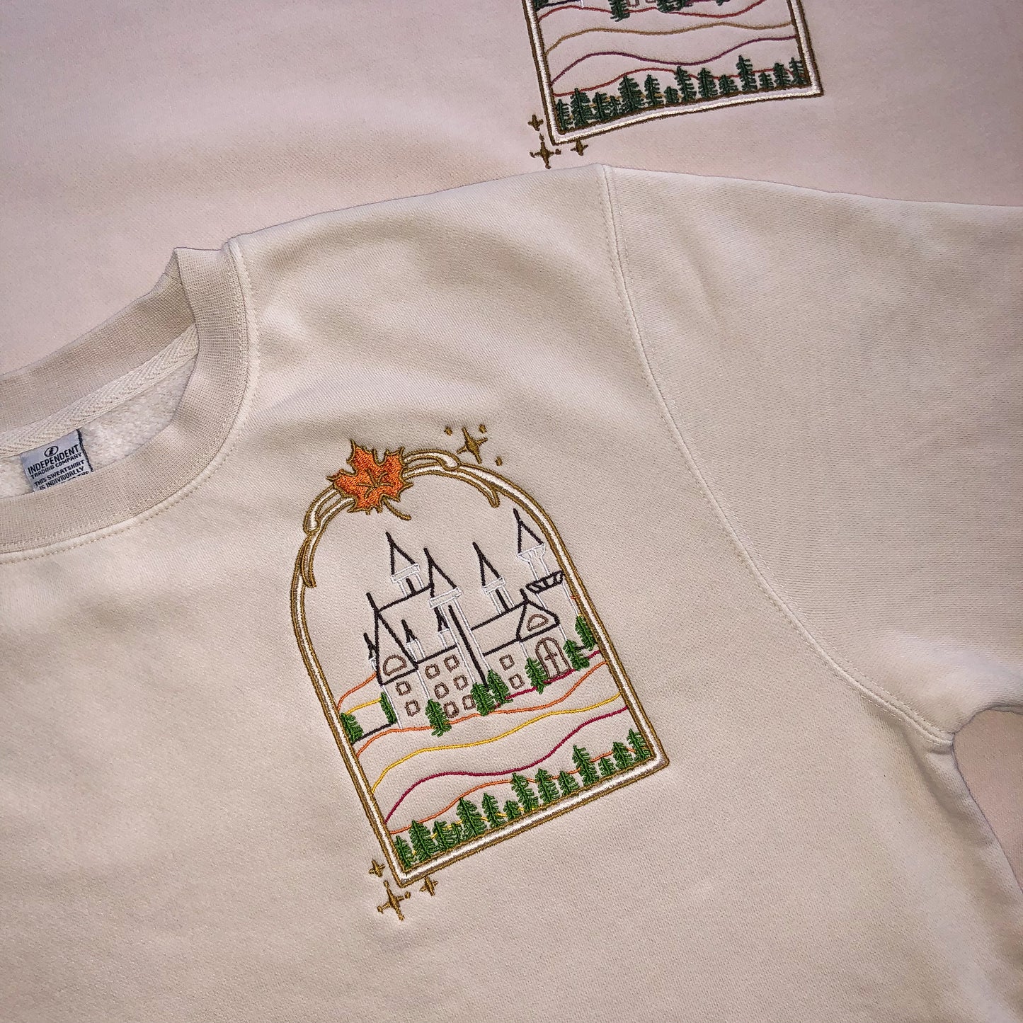 Autumn Court Crewneck - Outline